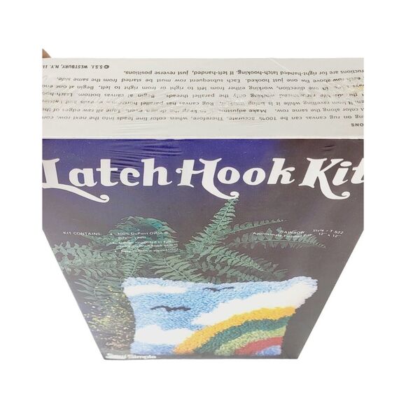 Vintage 70s Sew Simple Latch Hook Pillow Rainbow Sky Birds 12" x 12" Craft T-522 - Picture 5 of 8